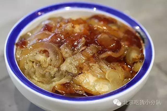 这道菜一上桌就勾起人动筷的欲望,这道菜只用两分钟就能学会