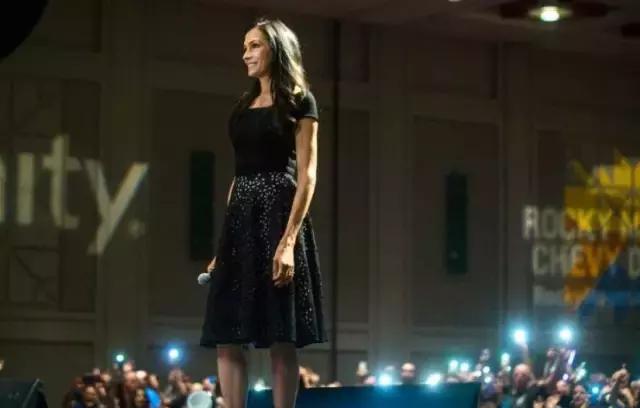 好久不见,凤凰扮演者法米克·詹森出席动漫展