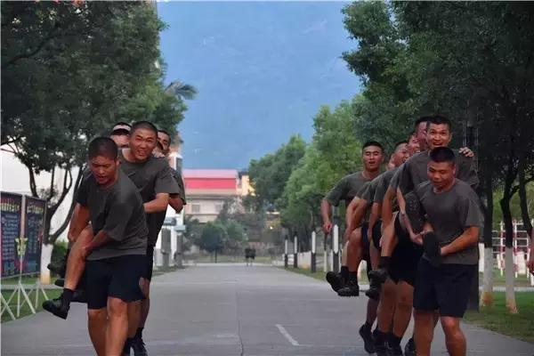 秘方｜“五味药”专治新排长“水土不服”！你get了吗？