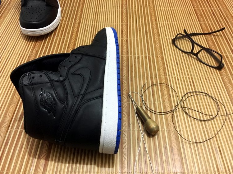 aj1禁穿黑红樱木,aj1倒钩藤原浩低帮真假