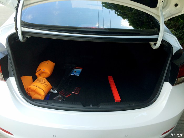 现代朗动怎么样值得入手吗,韩系车的颓废