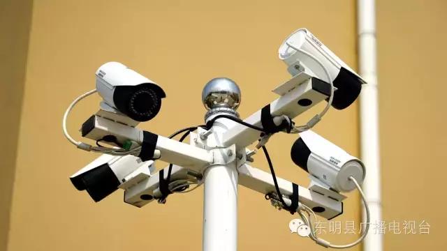 实拍：菏*东泽**明一中新校区！