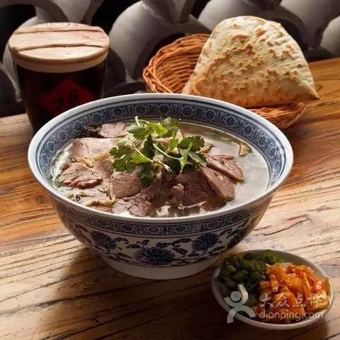 提醒！吃货千万慎坐西安3号线！一站一吃至少胖10斤！