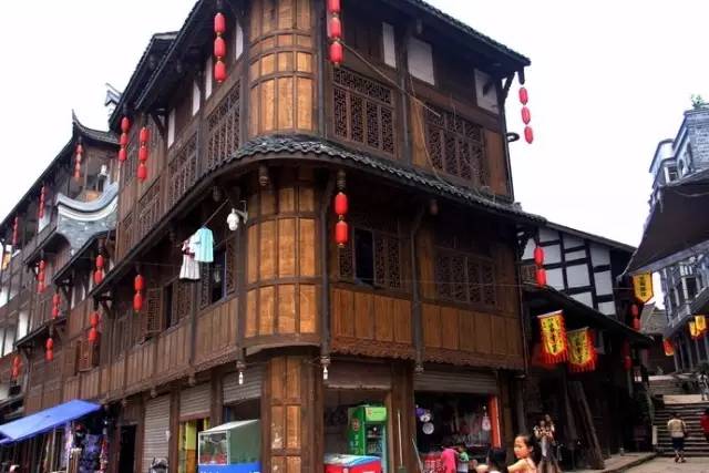 重庆十大旅游景点排名前十有哪些,重庆十大旅游景点最新