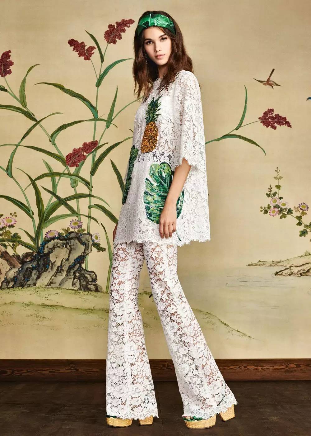 宋茜迪奥马面裙,和宋茜撞衫紫色长裙