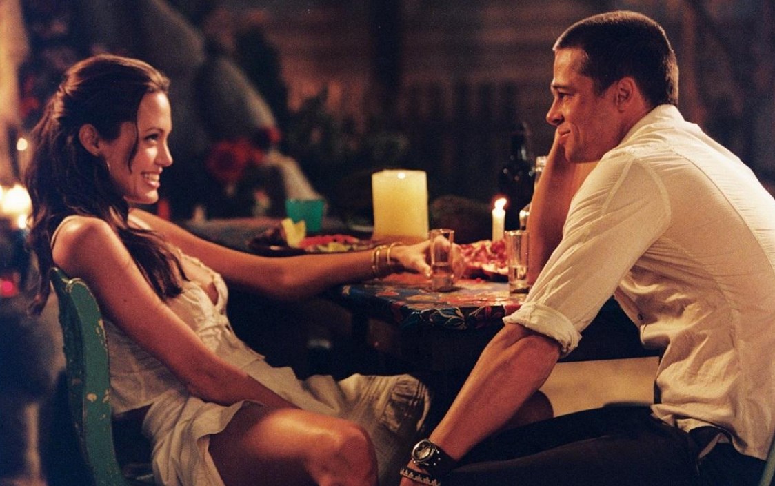 这个时代，人们爱上手机约约约，是集体患上爱无能吗？