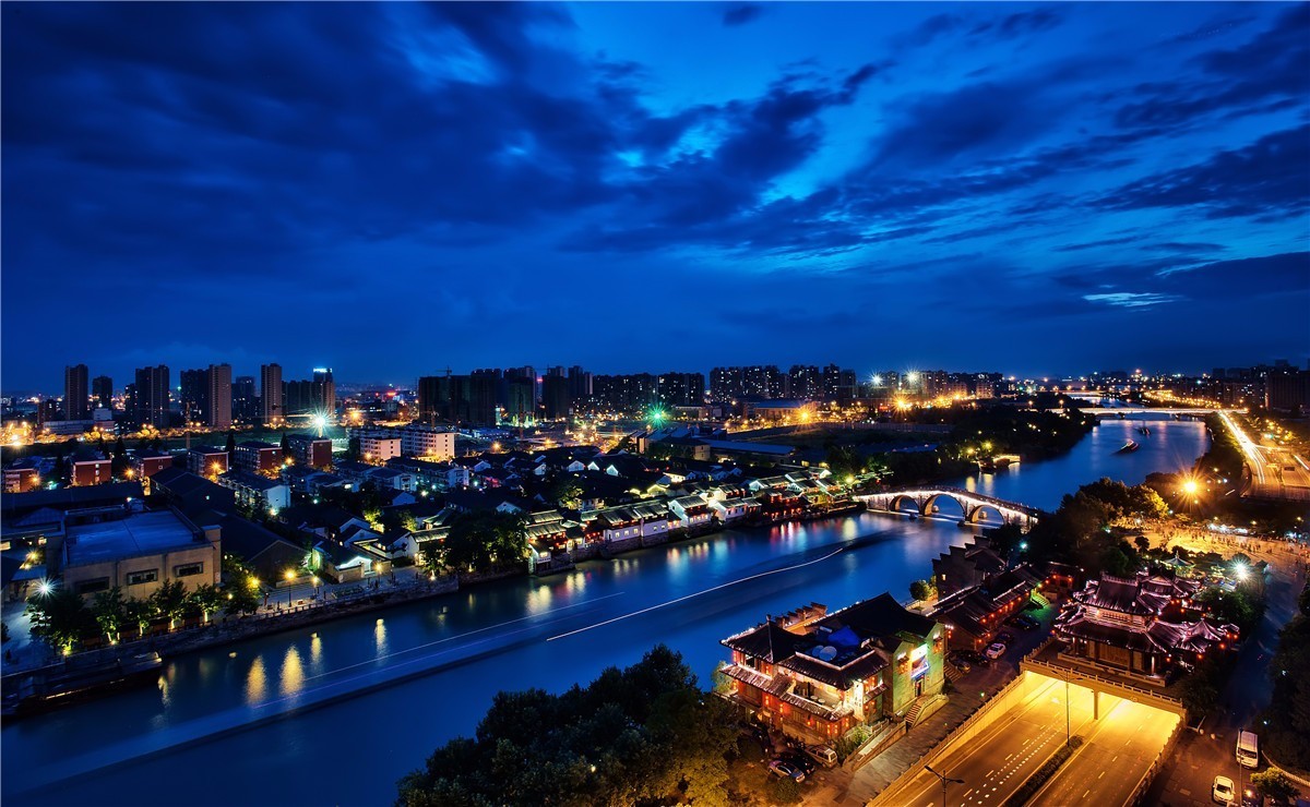 杭州西湖保俶塔夜景,杭州西湖夜景哪个地方好看