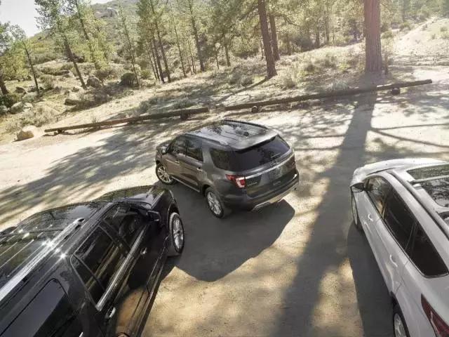 先定一个小目标，比方说先来辆福特探险者