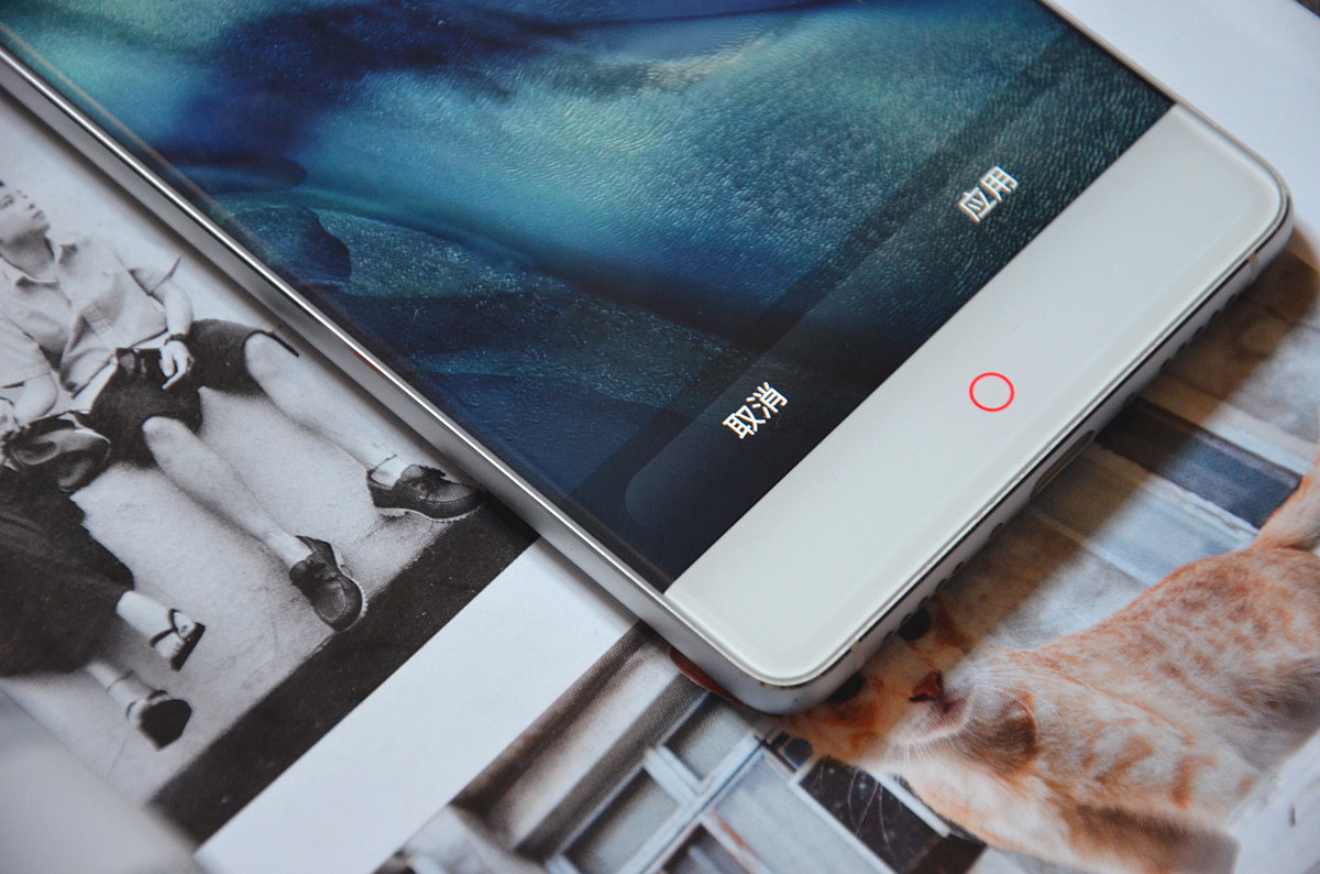 搭载骁龙820,4G+64G,跑分13万!努比亚Z11体验