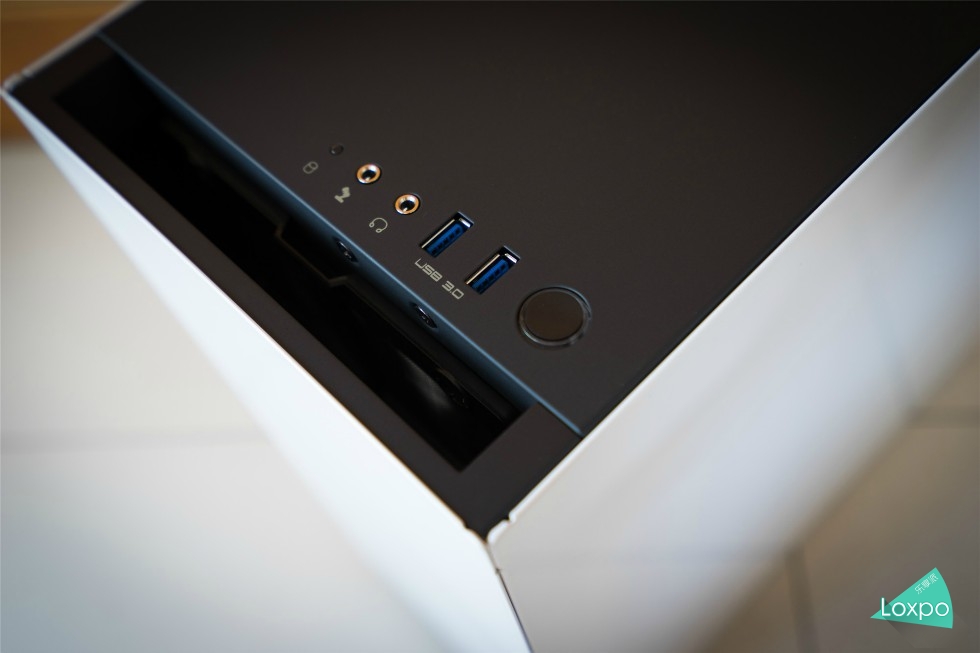 还用为你的机内空间发愁？NZXTS340体验