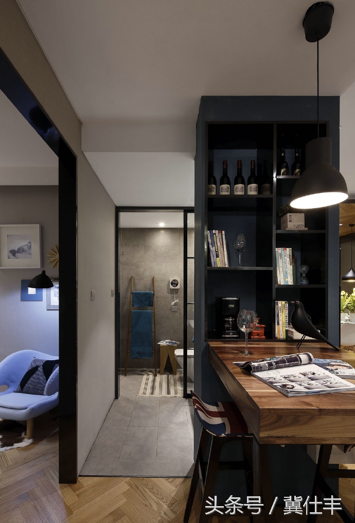 虽然很多人很喜欢这个案例，但我觉得有点乱，有点暗