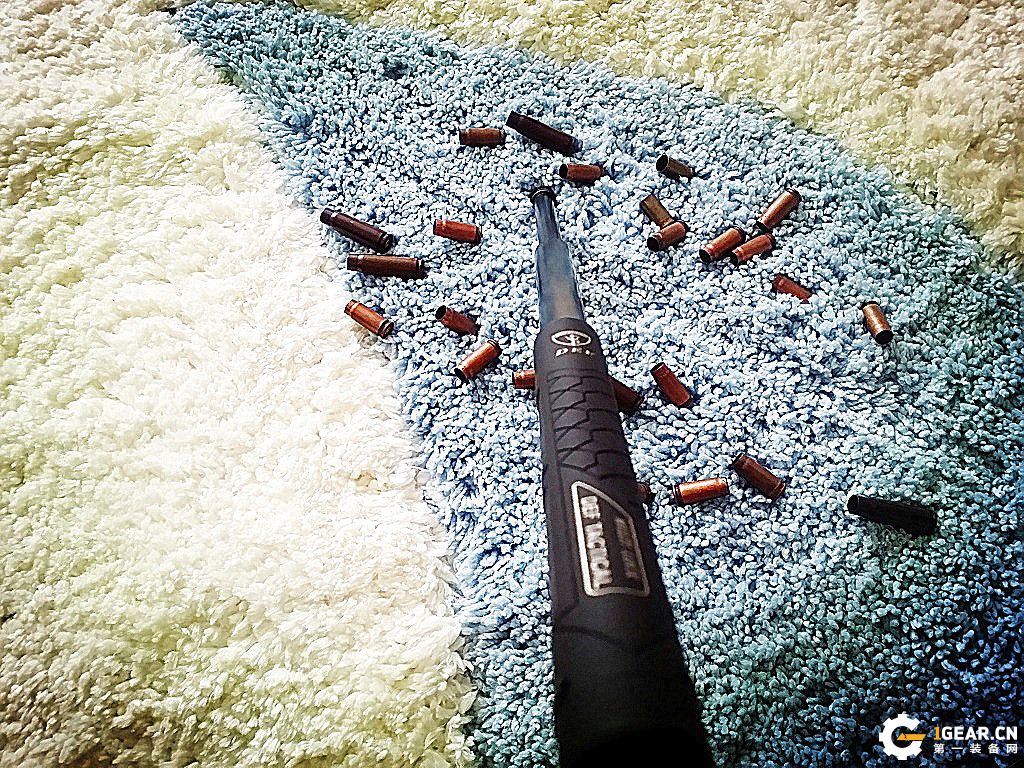 捍卫者机械甩棍,弘安机械棍使用感受