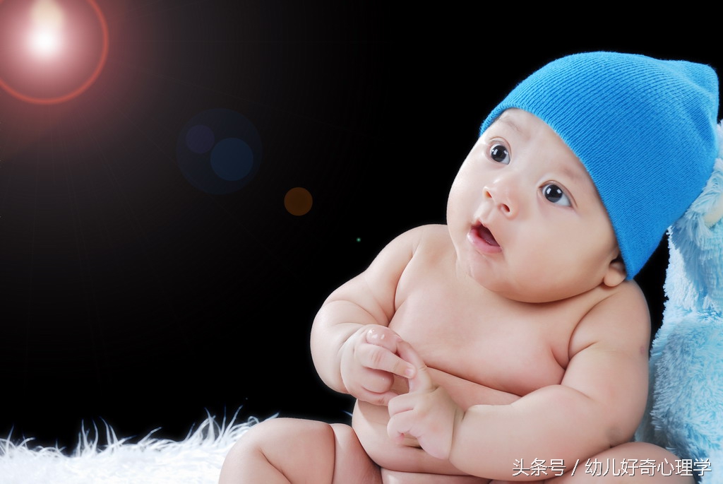 中医讲婴儿屁股青怎么回事,新生儿屁股青老一辈说法