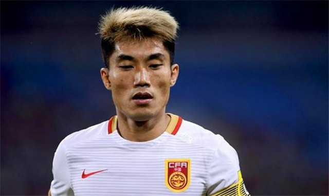 中国男足十大中场,经典回顾国足迎战大洋洲冠军郑智