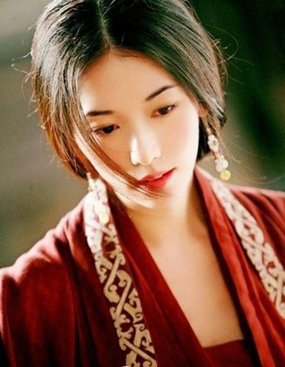 林志玲减龄短发,林志玲短发发型