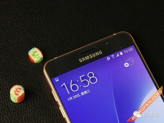 三星a72016款,三星a72016版测评