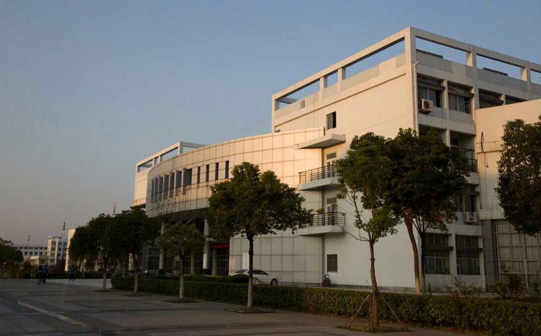 新设立的美术学院,学院路美术学院