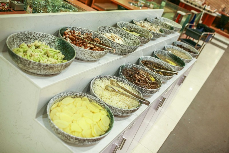 宜宾东街二楼烤肉店在哪里,宜宾半岛大院附近的烤肉店