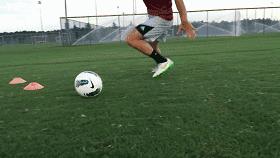 带球过杆的距离,足球带球过杆训练