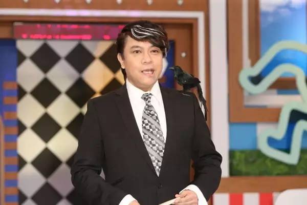 头发没干睡觉会引起面瘫吗,头发没干睡觉会面瘫