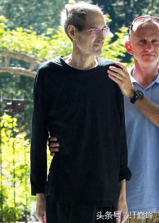 iphone4s发布会缅怀乔布斯,苹果4s发布后乔布斯去世