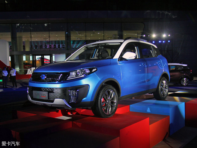 suv第二代,昌河q35豪华顶配