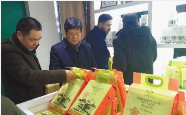 老挝大米带入国内多少钱一公斤,老挝的大米多少钱一斤