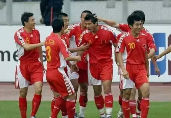 为国足助威视频,为国足助威的视频