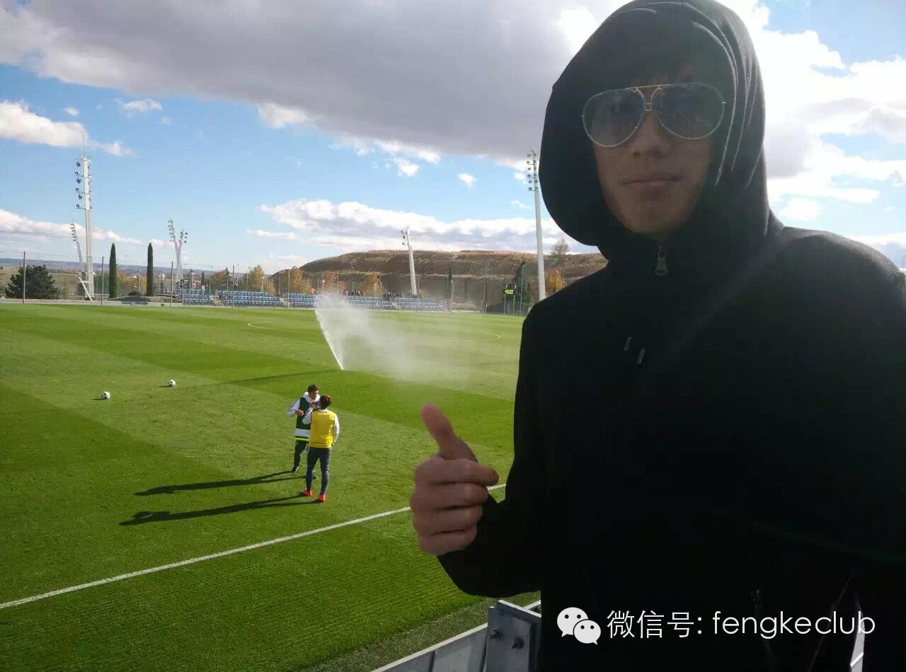 梅西c罗德比同框图片,梅西诺坎普踢国家德比