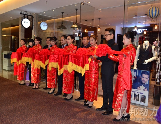 男色经济到来？5家男装电商拿钱不手软