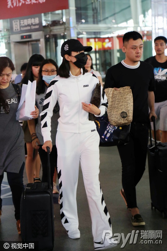 校服裤好看的款,校服裤穿得更好看