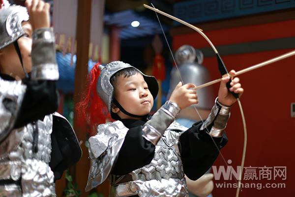 蓝光李嘉:宝贝江湖小镇成商业利器客流激增129%的秘密