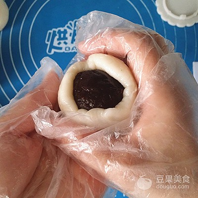 冰皮手工月饼,水晶月饼冰皮月饼