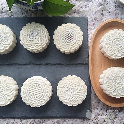 冰皮手工月饼,水晶月饼冰皮月饼
