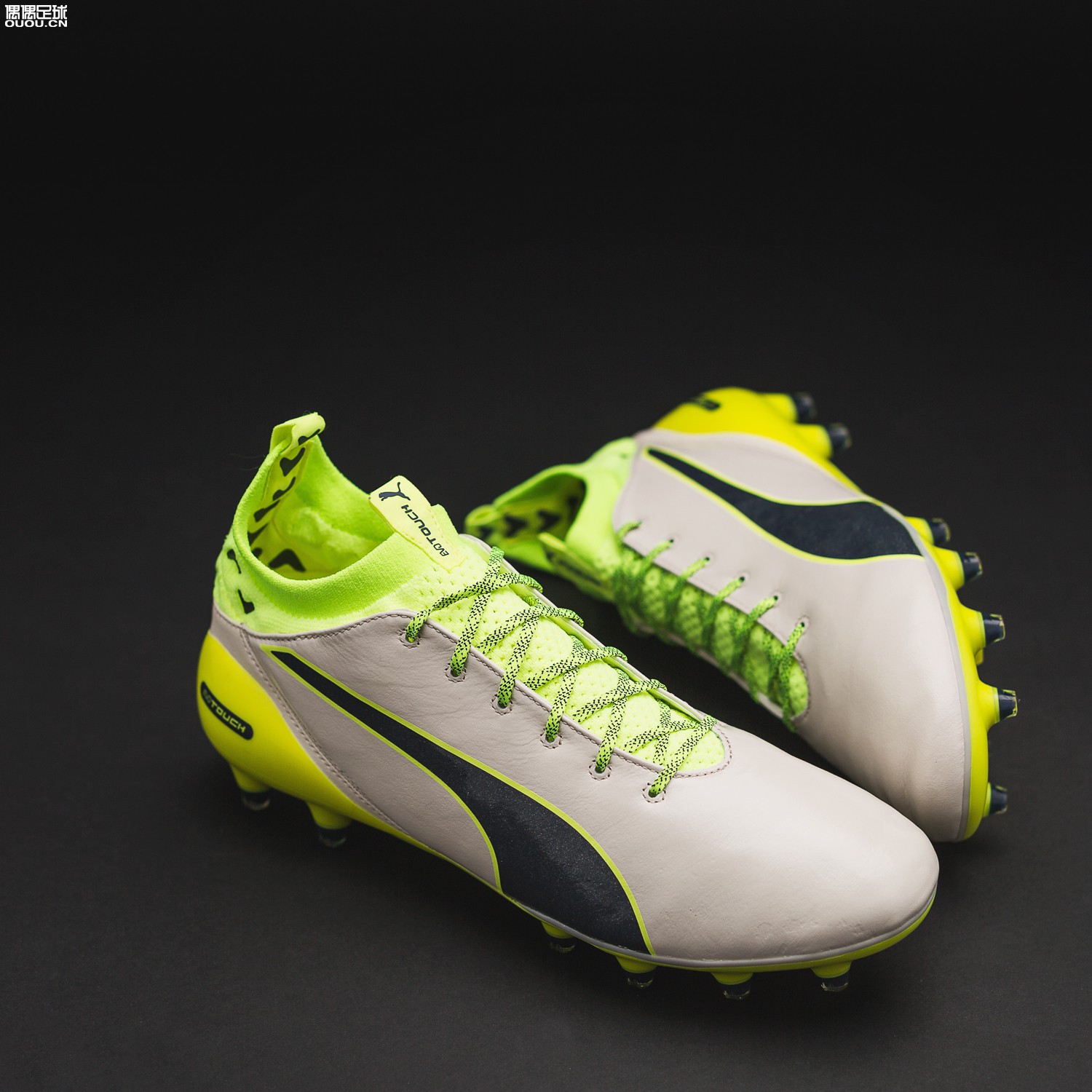 听说没有底的袜子和evoTOUCH更配哦