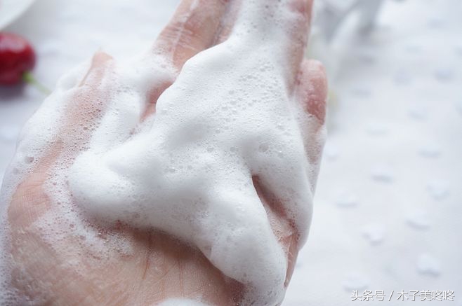 网红洗面奶该选哪个,不吹不黑10款网红洗面奶测评