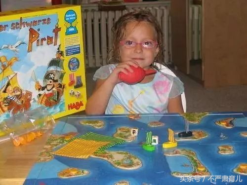 桌游早教,haba桌游城堡爬蛙适合多大的孩子