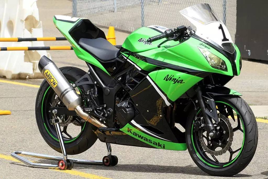 川崎250ninja测评,14年川崎ninja250值得购买吗