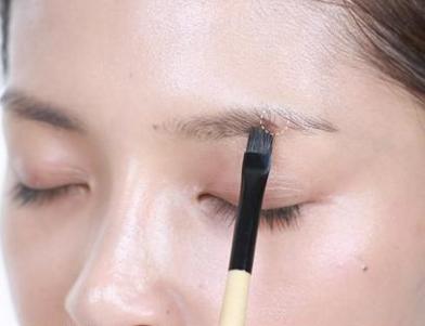 无眉星人新手教程,男人无眉画眉的正确方法