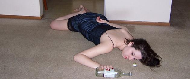 喝酒断片儿是怎么一回事,喝酒断片儿伤害大脑吗