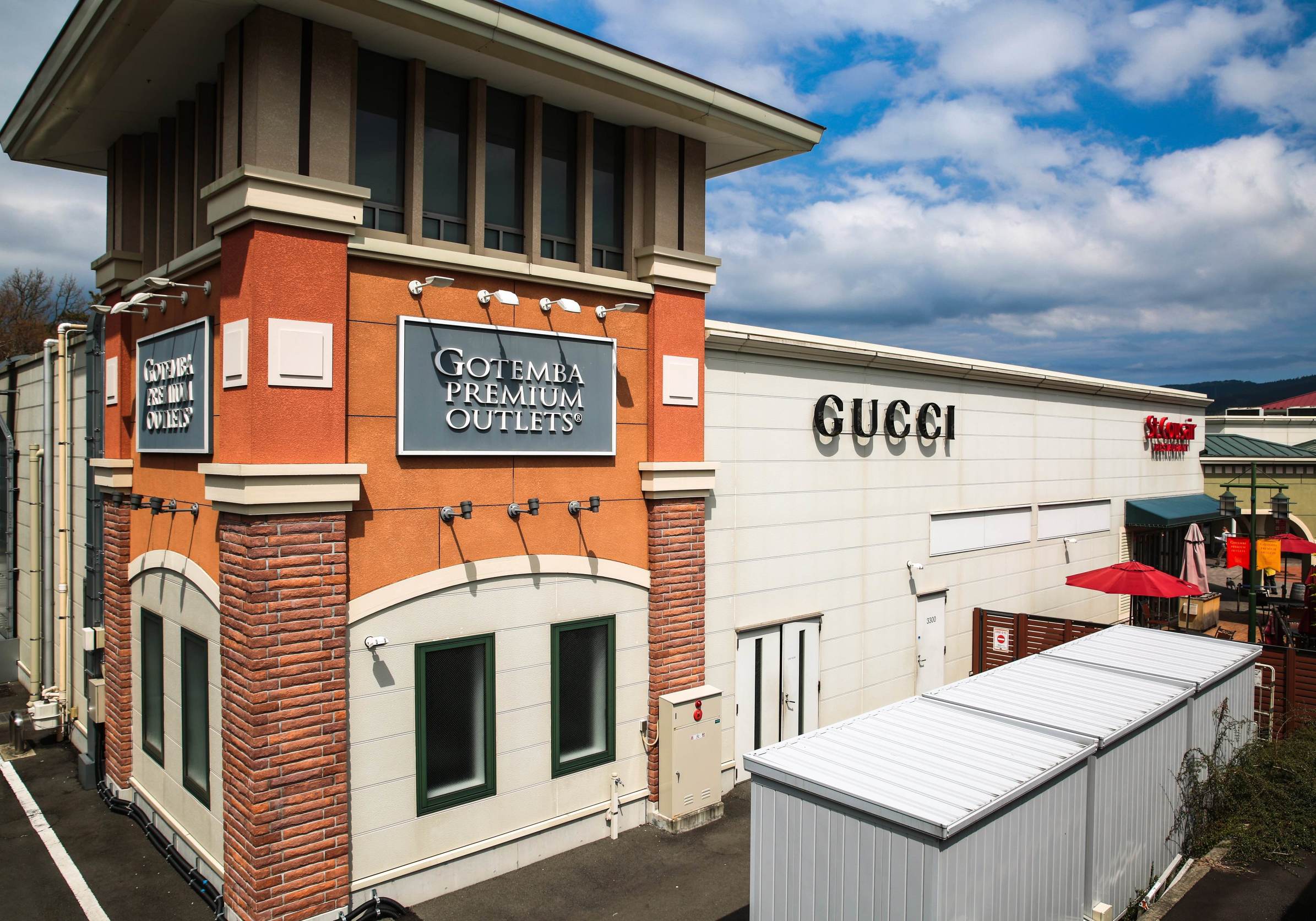 奥特莱斯奢侈品攻略,东京哪个奥特莱斯奢侈品牌多