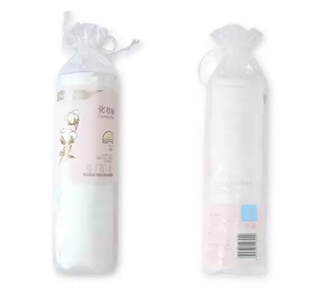 用化妆棉擦水乳,用手拍水和化妆棉