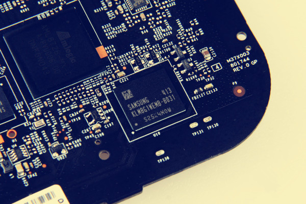 YunOS天猫魔盒1S硬件拆解