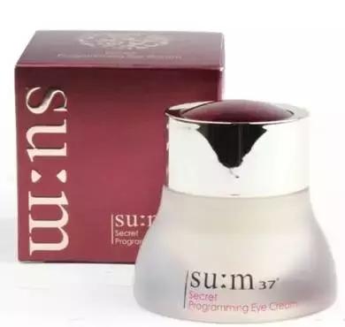 眼睛好看的女生一般不会太差,演技出众