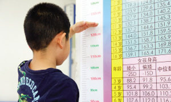 14岁男生只有1米5？造成矮小的原因是什么，如何有效预防？