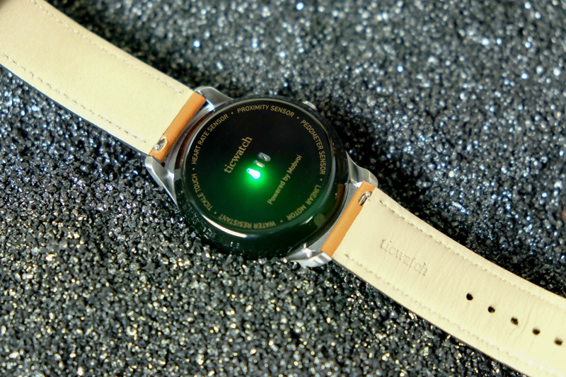 ticwatch2对比苹果手表,智能手表ticwatch2防水