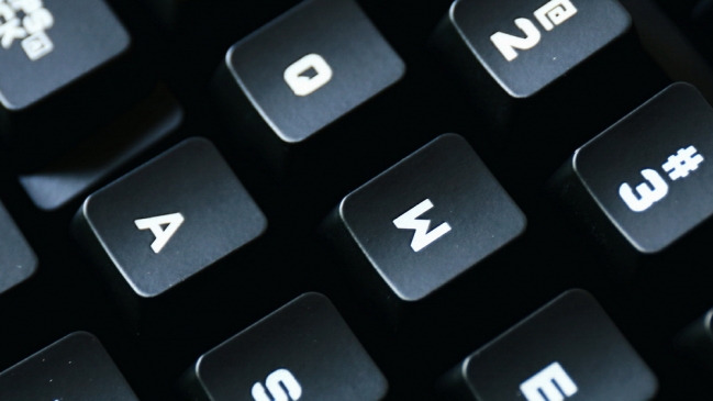 罗技g810适合打字吗,罗技g810拆解