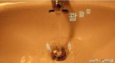 0元生活小妙招,家里的洗手盆容易堵,一根吸管解决它!