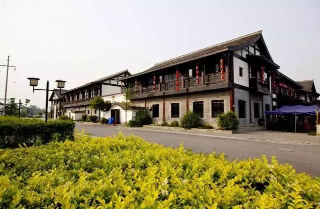 成都附近适合秋游的地方,成都秋游好去处