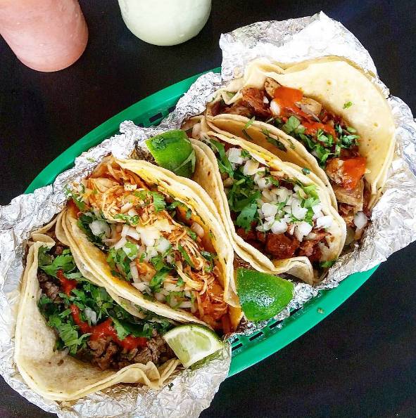 在美国吃墨西哥卷饼 (美国最好吃的墨西哥州美食)